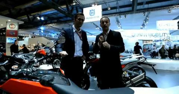 Stand Husqvarna Max Kalbfell il mercato e la nuova Moto da RALLY @ EICMA 2012