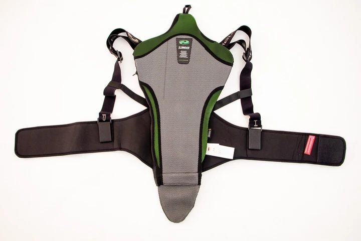 Abbigliamento moto Held: giacca touring Renegade e protettore schiena Sakari