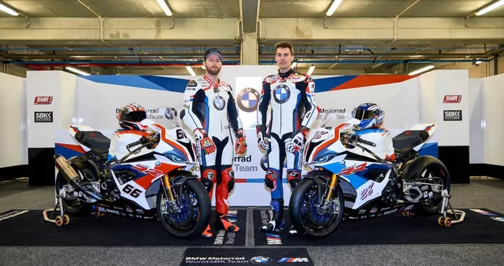 SBK: il team BMW Motorrad svela i suoi colori