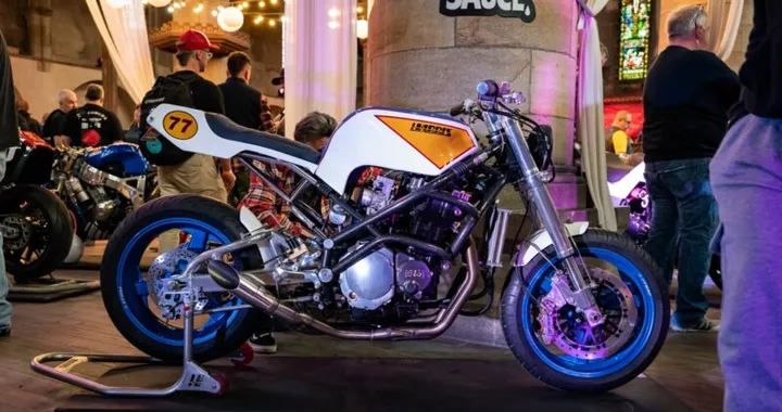 Harris 77: la Magnum 4 con motore GSX-R1100 da oltre 130 CV