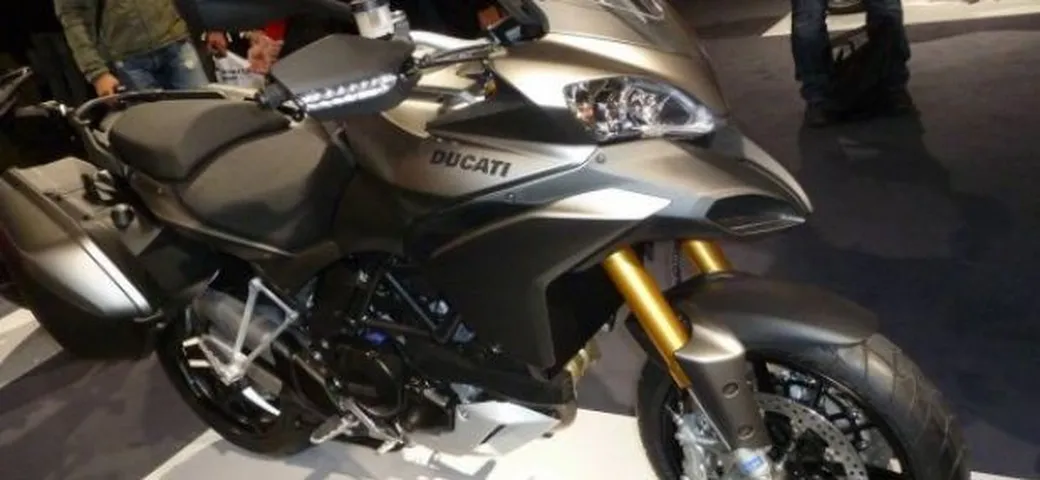 Multistrada 1200 S Touring 2012: Salone Eicma Milano 2011