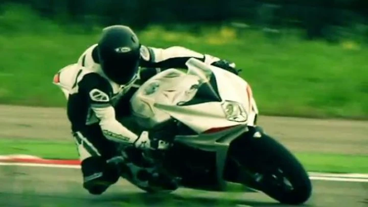 Anteprima MV Agusta F4 MY 2013 /video