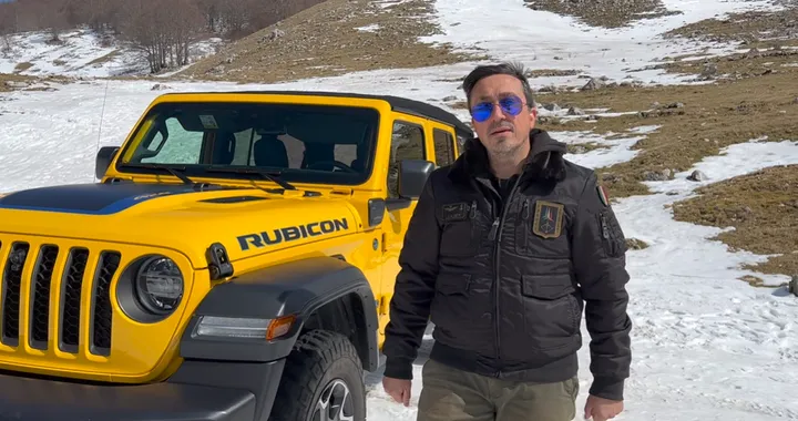 Jeep Wrangler 4Xe in prova: il video