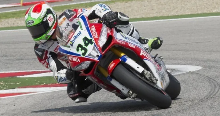 SBK Mosca, Davide Giugliano: "il motore Aprilia potrebbe fare la differenza in rettilineo"