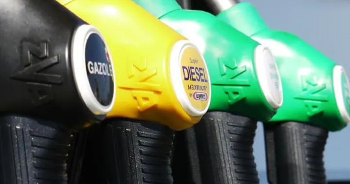 Cashback, rimborsi anche per i rifornimenti di carburante: come ottenerli