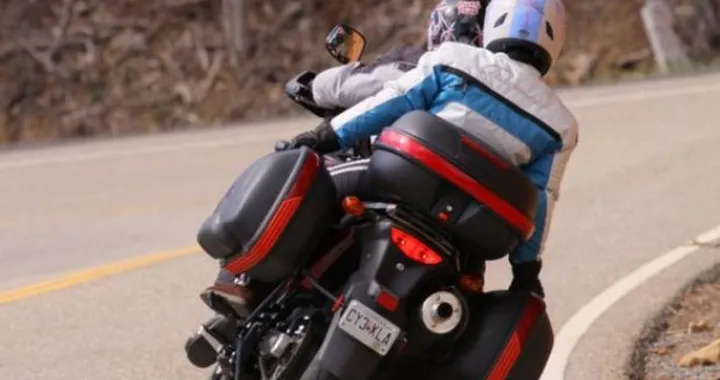 Foto del giorno: una V-Strom estrema!