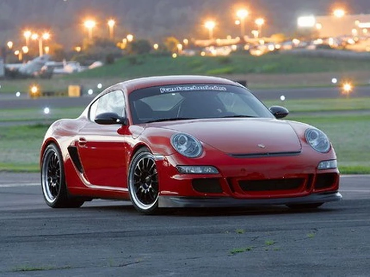 Porsche Cayman GTR