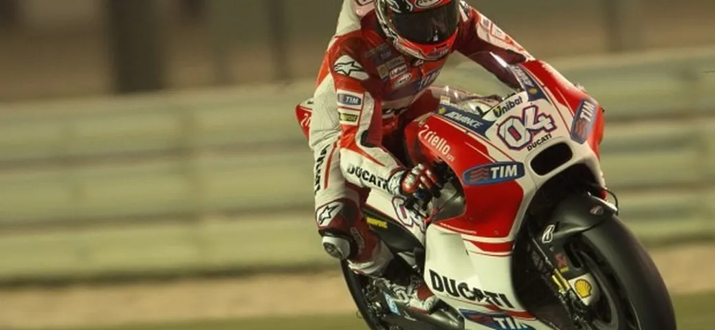 Test MotoGP Qatar Day-2: Show Ducati! Dovizioso davanti a Marquez e Iannone. Rossi 5°