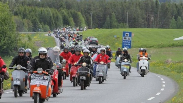 Vespa World Days 2012 al via a Londra
