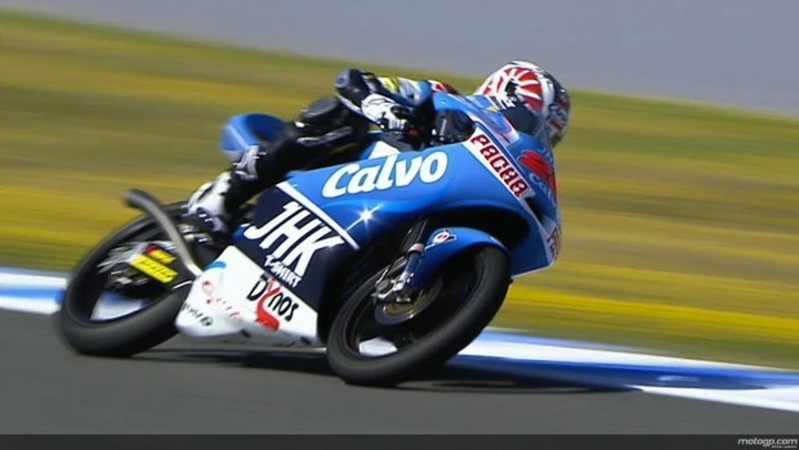 Moto3, Jerez: bandiera rossa, vince Vinales