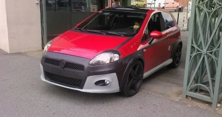 Fiat Grande Punto Abarth: nuove foto spia