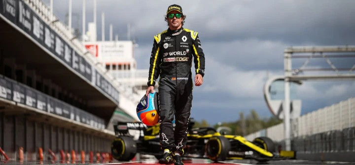 F1, Fernando Alonso commenta gli assembramenti a Malpensa
