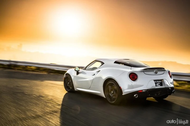 Alfa Romeo 4C: lo spot video per gli USA