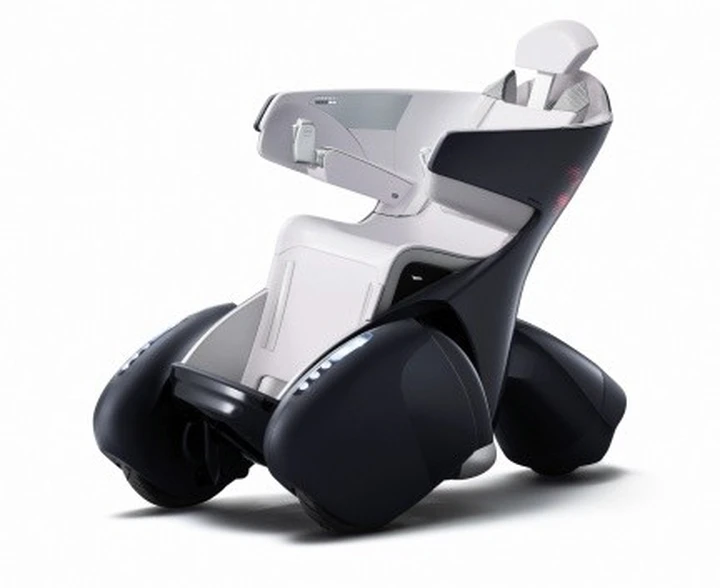Toyota i-Real Concept