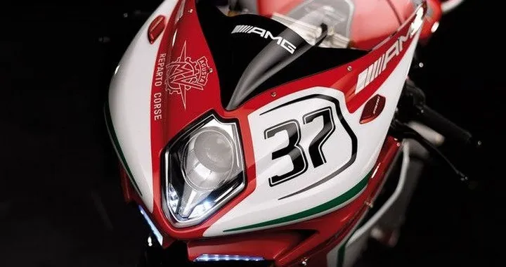 MV Agusta: nuovi modelli 1.000cc per il 2016