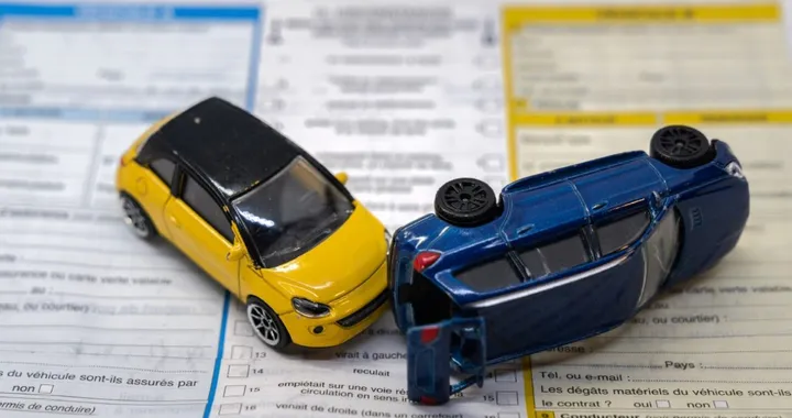 Assicurazione auto scaduta: cosa succede dopo i 15 giorni di tolleranza