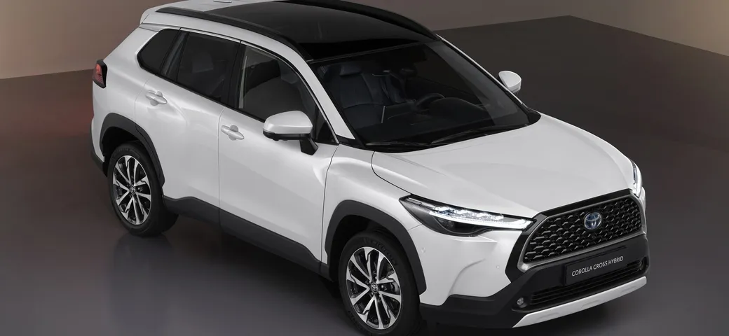 Toyota Corolla Cross 2022: al via gli ordini in Italia