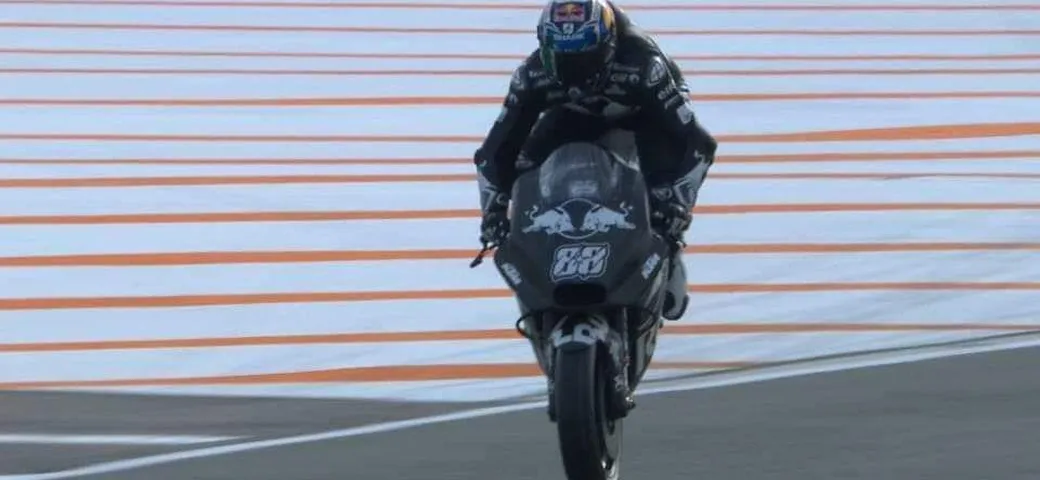 MotoGP: Miguel Oliveira e la potenza dei freni in carbonio [Video]