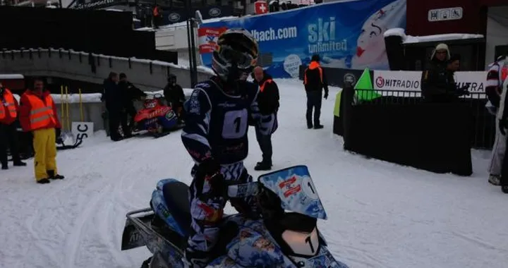 Cortese, Kallio e Redding si divertono in motoslitta