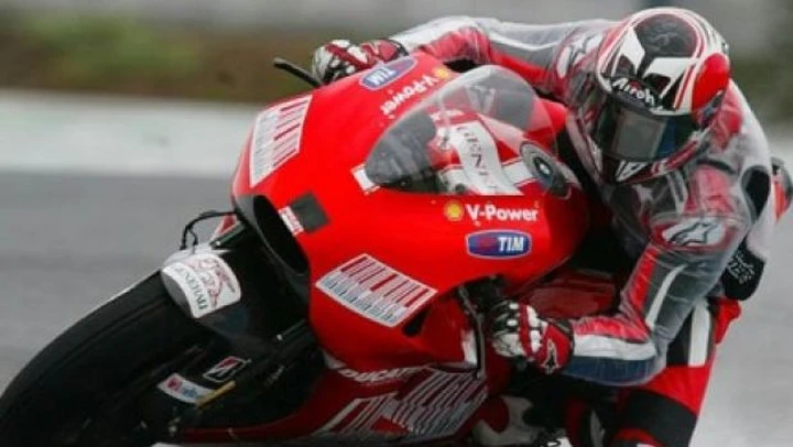 MotoGP: Barberà testa la Ducati sotto la pioggia di Jerez