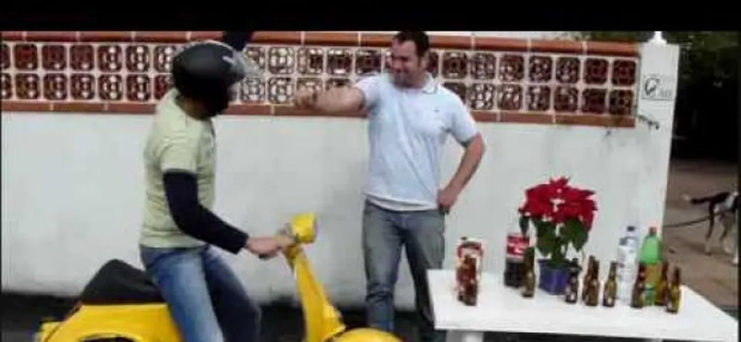 Il trucco più vecchio del mondo... in Vespa