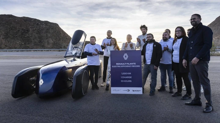 Oltre 1.000 km con una sola ricarica, l'elettrica dei record