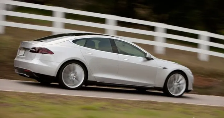 Tesla: problemi in Cina per l'usufrutto del nome