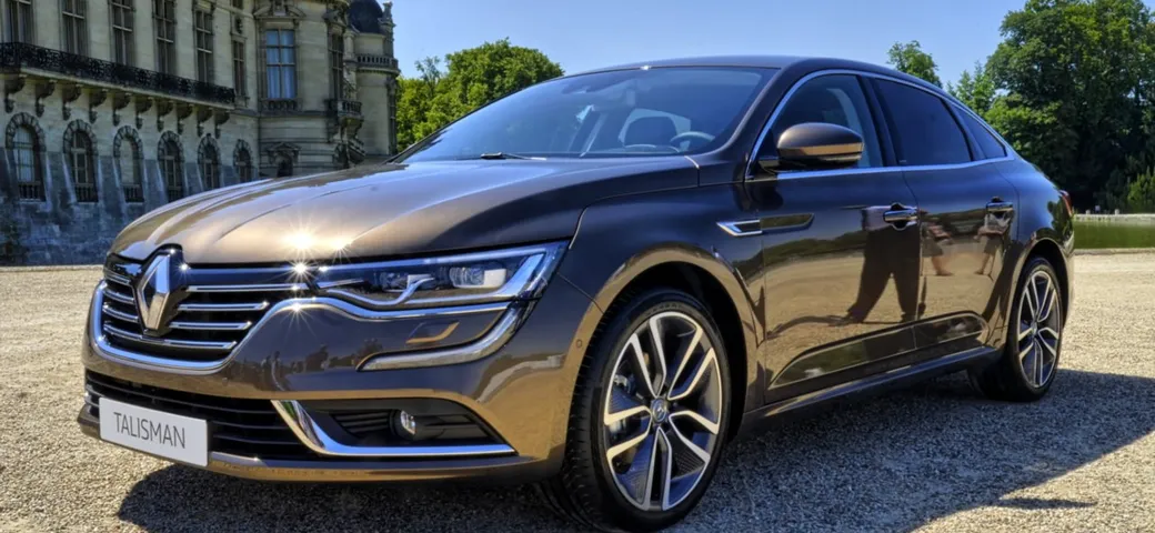 Renault Talisman: tutte le immagini live