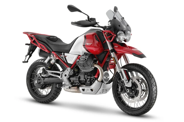 Moto Guzzi V85 TT, svelato il prezzo della Classic Enduro