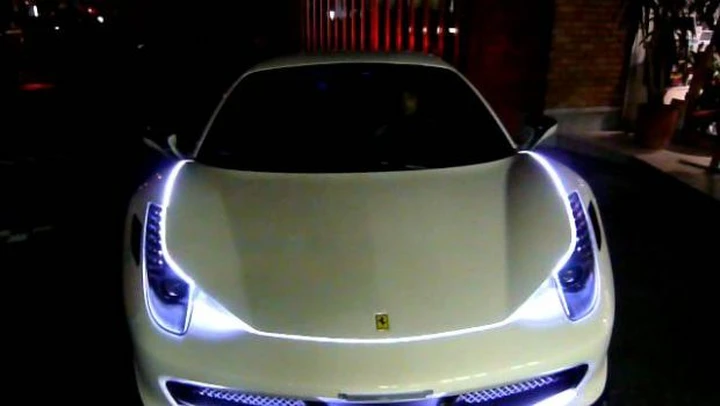 Ferrari 458 Italia by Phkosugi: quando il LED diventa  da brividi...
