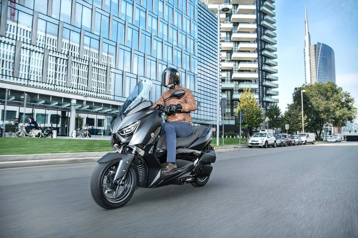 Scooter 2019: i modelli a ruote alte da 200 a 300 di cilindrata