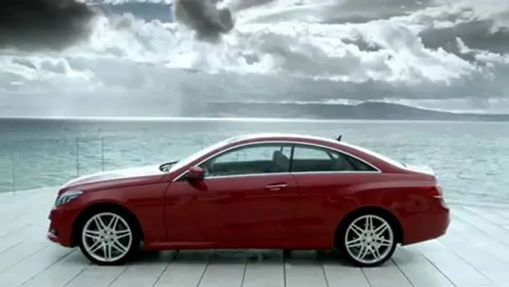 Mercedes Classe E Coupé e Cabriolet 2013 in video