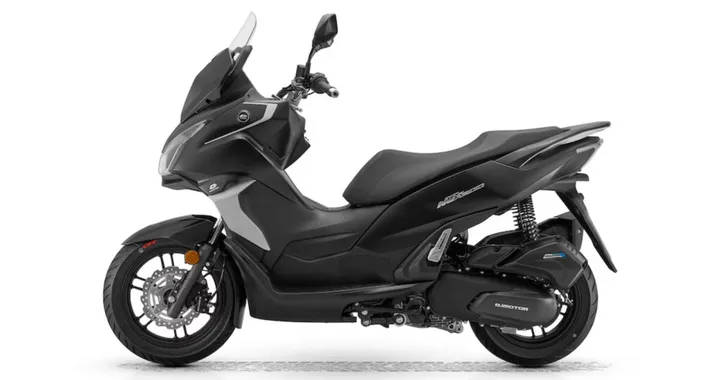 QJ Motor MTX 300: lo scooter tuttofare che sfida la concorrenza urbana