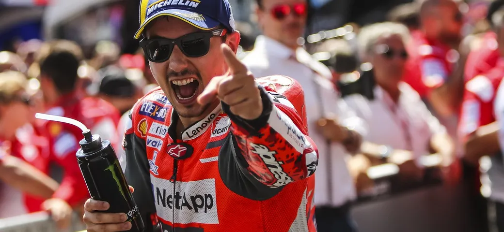 Lorenzo vince in Austria: 