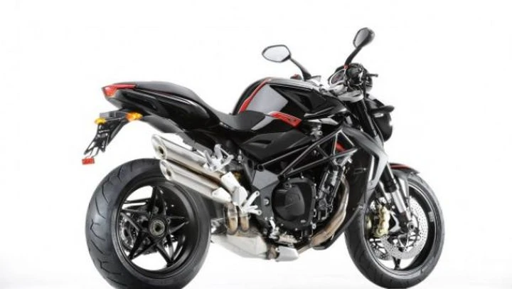 MV Agusta Brutale R 1090 e Brutale 920 2012: dati ufficiali e schede tecniche