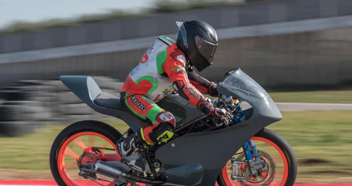 Daygo M4R 250: la moto da corsa abruzzese