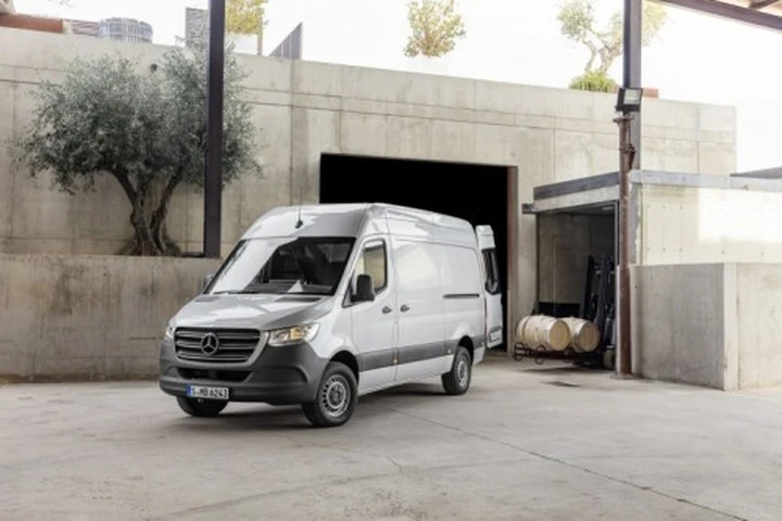 Nuovo Mercedes-Benz Sprinter: più connessi con MBUX