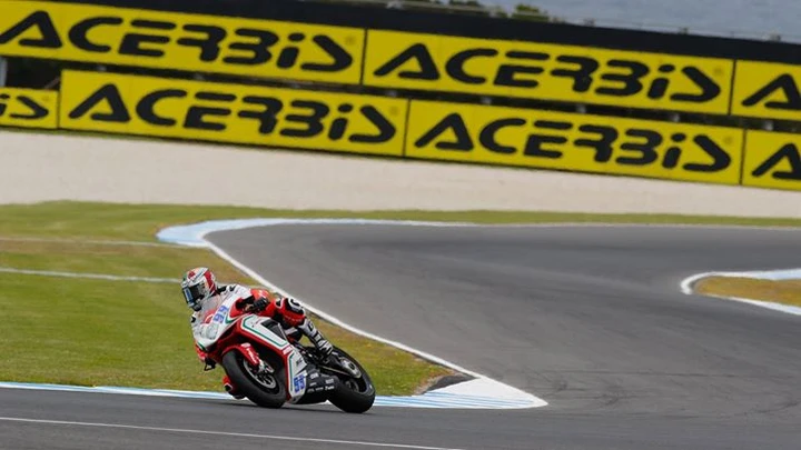 Supersport 2017: Jacobsen e MV Agusta in testa nelle FP1