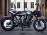 Kawasaki ZRX1200R: il capolavoro cafe racer di Alpha Moto