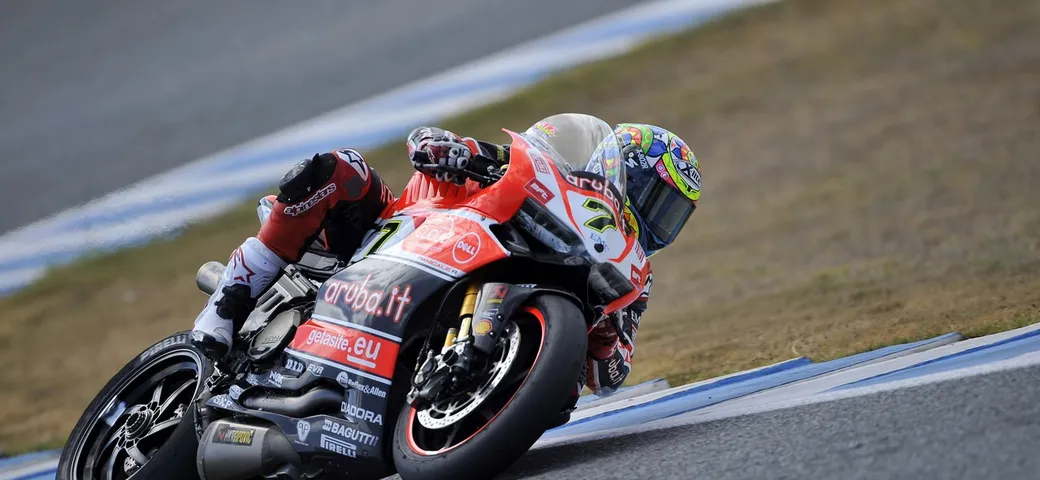 SBK Jerez, Davies vince ancora: 