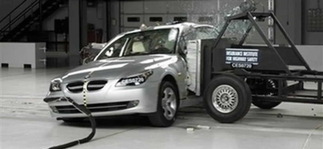 BMW Serie 5: secondo uno studio è la peggiore nel crash test laterale