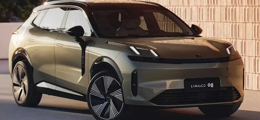 Lynk & Co 08: oltre 200 km di autonomia elettrica per il SUV PHEV