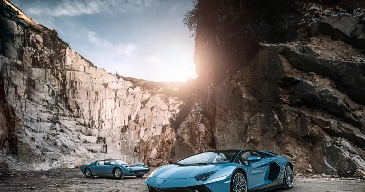 Lamborghini Aventador Ultimae: omaggio a una Miura unica
