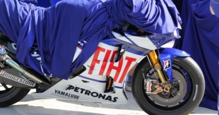 Live @ Sepang: Fiat Yamaha svela la nuova M1