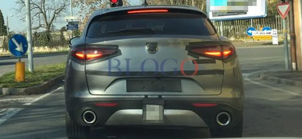 Alfa Stelvio: foto spia di un lettore