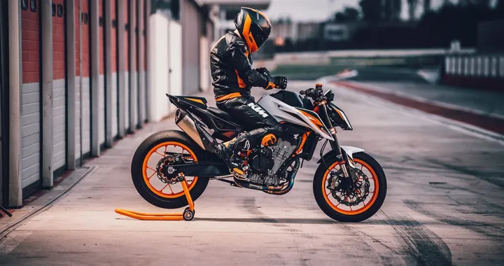 Coronavirus, KTM rinuncia ad Eicma e Intermot 2020