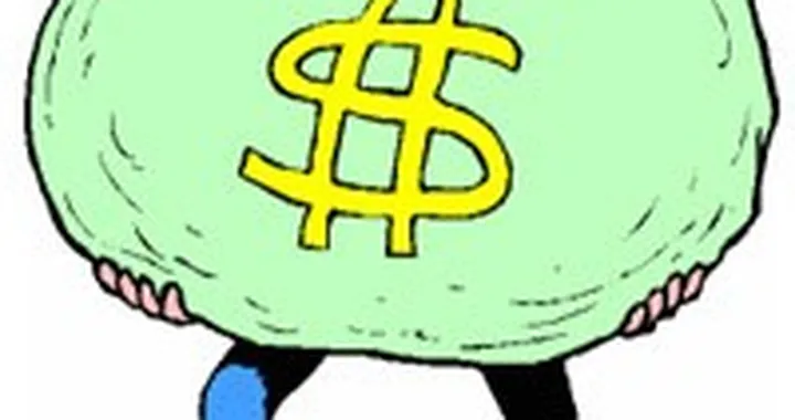 Motociclista perde lo zainetto e semina 20mila euro!