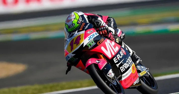Moto3, McPhee saetta. Ma Arbolino è lì