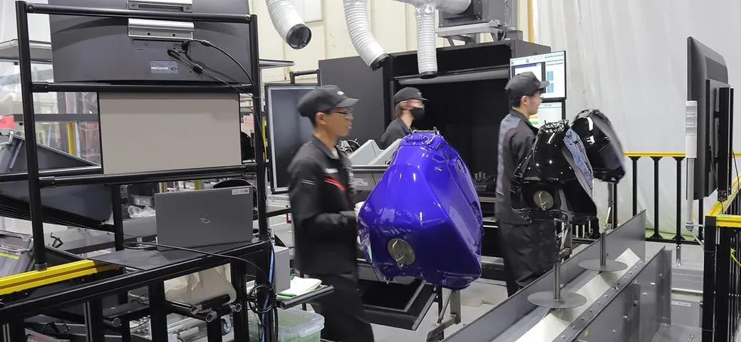 Addio combustibili fossili: Yamaha lancia la verniciatura a zero emissioni