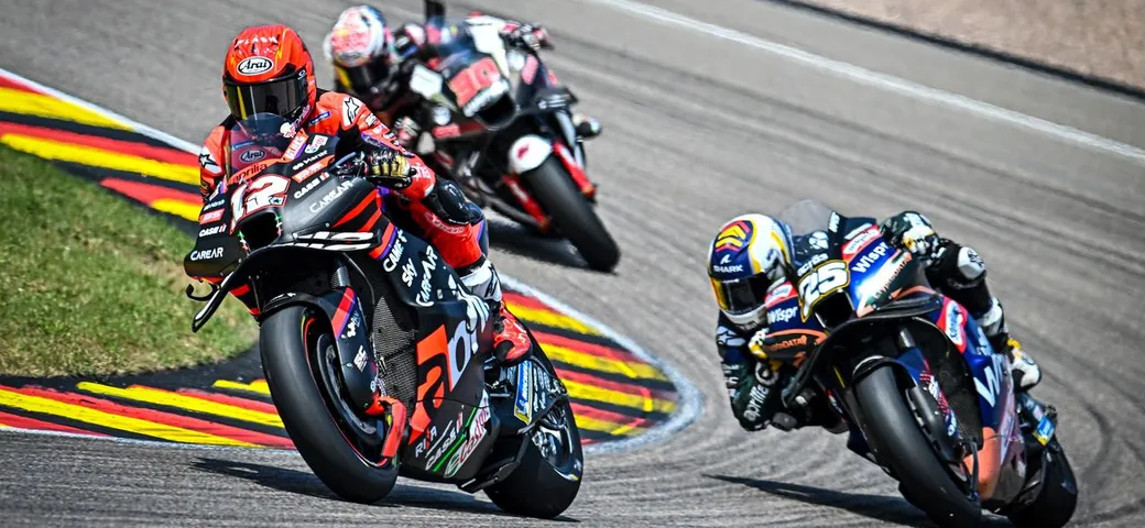 Aprilia conclude il GP della Germania con una prestazione opaca